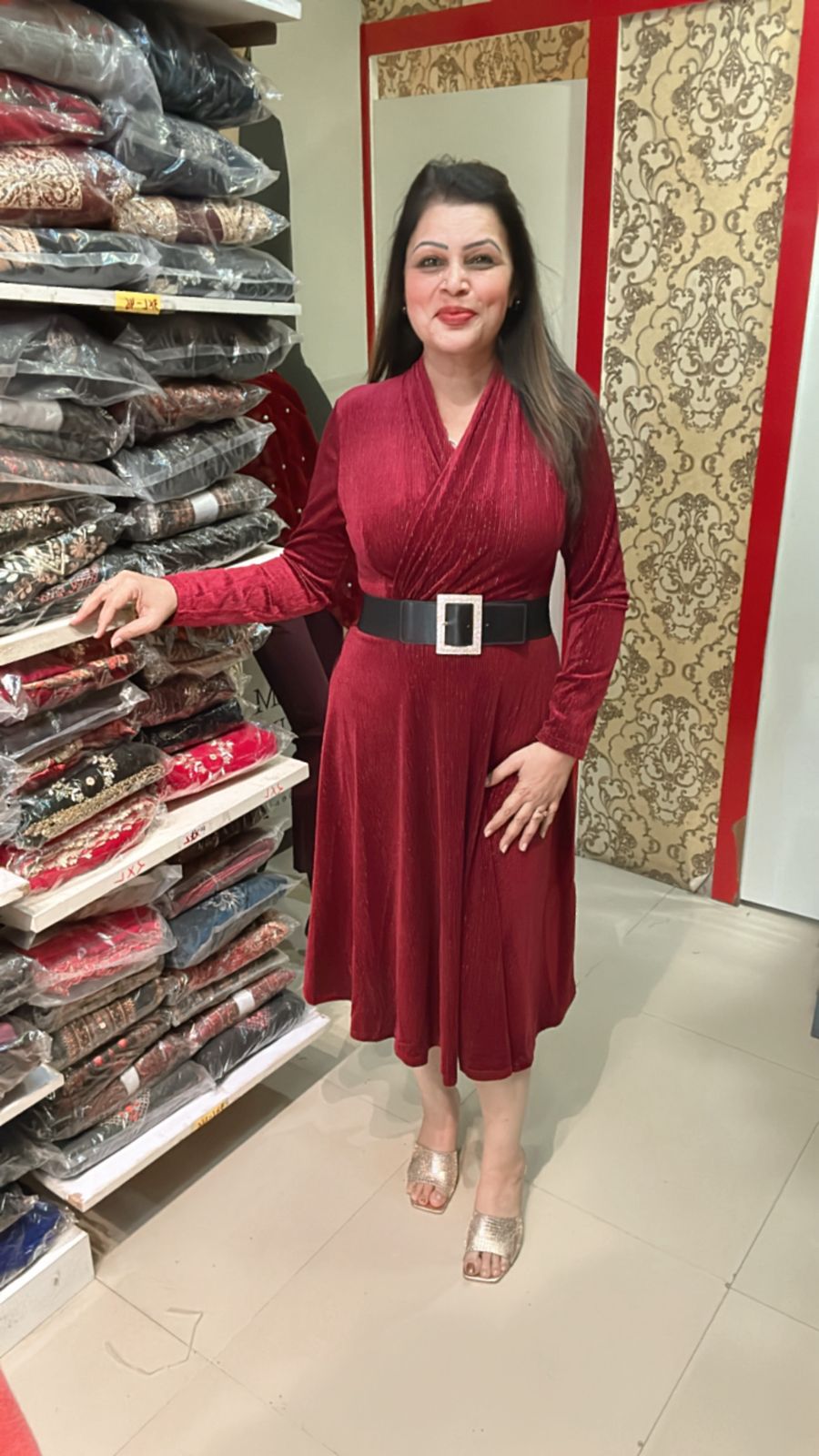 DRESS
